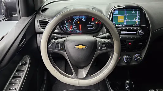 Chevrolet Spark LT 2021 13