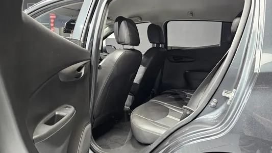 Chevrolet Spark LT 2021 26