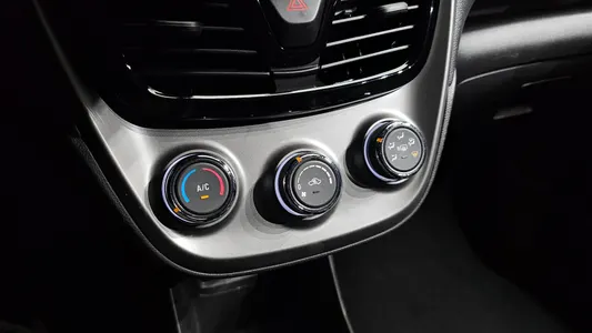 Chevrolet Spark LT 2021 29