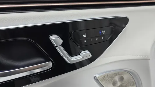 Mercedes-Benz EQE SUV X294 EQE350 4MATIC 2023 29