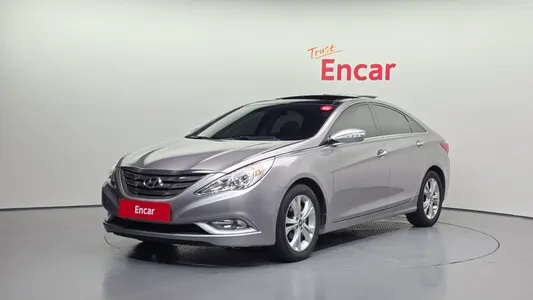 Hyundai YF LPI () 2010