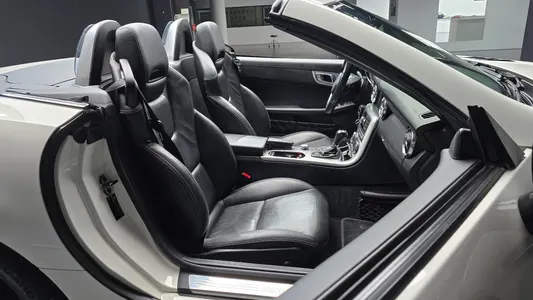 Mercedes-Benz SLK-Class 200 2012 11