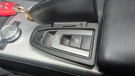 Mercedes-Benz SLK-Class 200 2012 17
