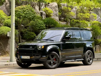 Land Rover (L663) 110 P400 X 2023