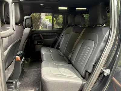 Land Rover (L663) 110 P400 X 2023 16