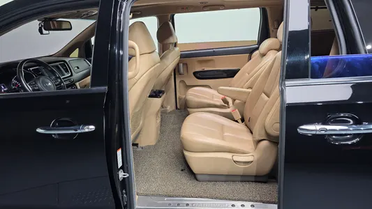 Kia 카니발 9 2017 11