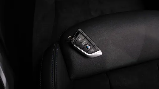 BMW 3 Series (G20) 320i M 2020 16