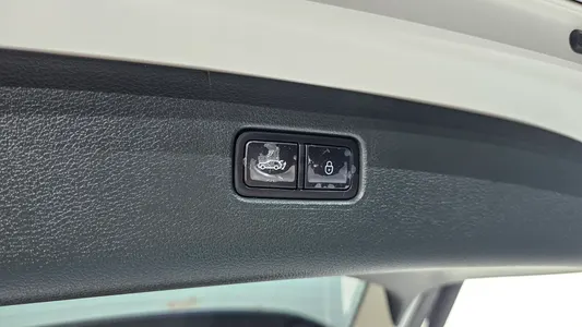 Genesis GV80 2.5T 2WD 2023 19
