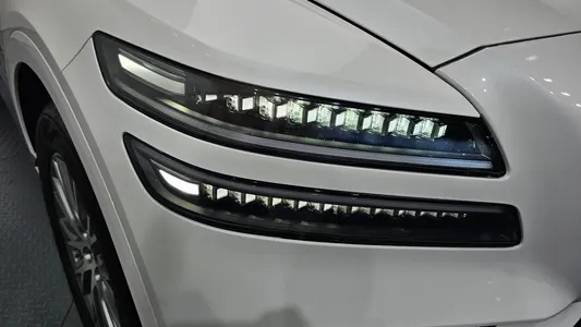 Genesis GV80 2.5T 2WD 2023 22