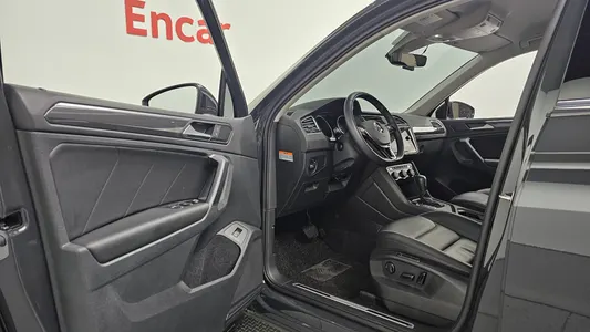Volkswagen 2 2.0 TDI 2020 10