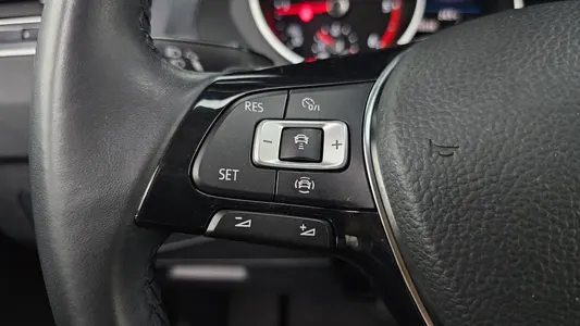 Volkswagen 2 2.0 TDI 2020 19