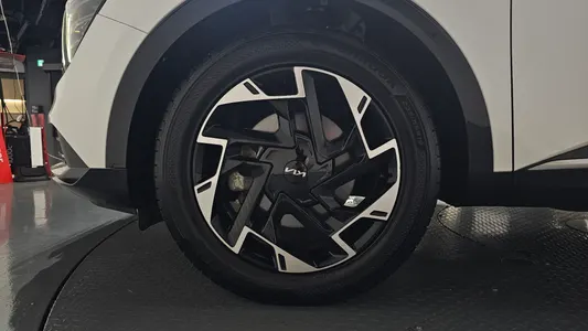Kia 5 1.6 2WD 2022 5