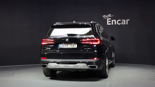 BMW X5 (G05) xDrive 45e xLine 2021 4