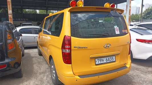 Hyundai Grand Starex 2012 5