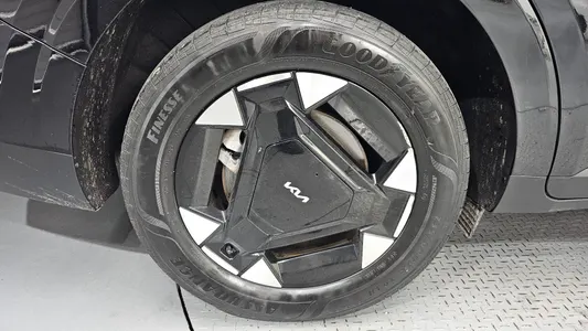 Kia 4 HEV 9 2024 5
