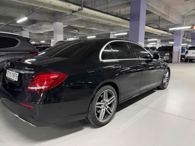 Mercedes-Benz E-Class W213 E300 4MATIC AMG Line 2019 4