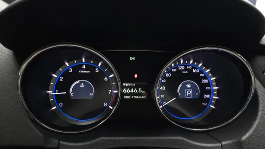Hyundai 쏘나타 더 브릴리언트 LPI () 2012 8