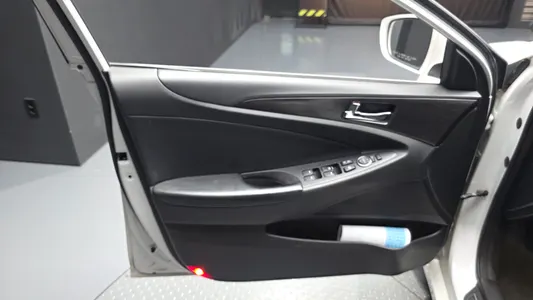 Hyundai 쏘나타 더 브릴리언트 LPI () 2012 24