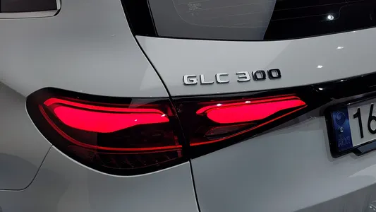 Mercedes-Benz GLC-Class X254 GLC300 4MATIC AMG Line 2023 23