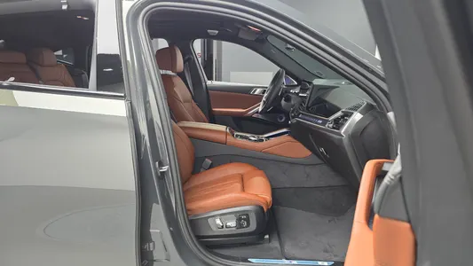 BMW X6 (G06) xDrive40i M 2026 11