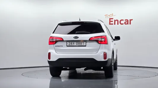 Kia R 2.0 2WD 2013 4