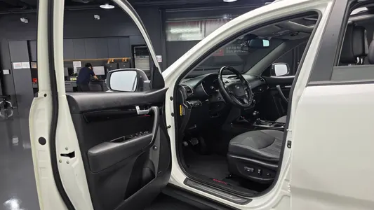 Kia R 2.0 2WD 2013 10