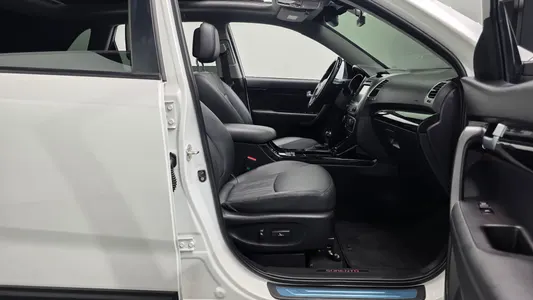Kia R 2.0 2WD 2013 27
