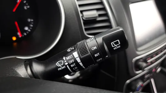Kia R 2.0 2WD 2013 28