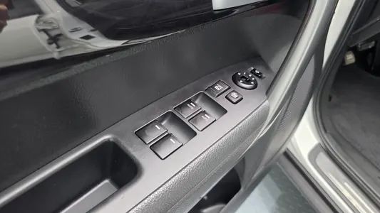 Kia R 2.0 2WD 2013 29