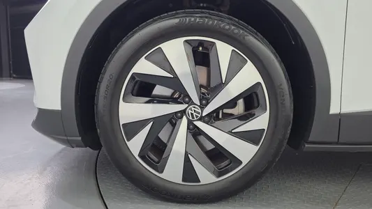 Volkswagen ID.4 2023 5