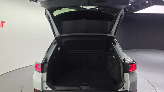 Volkswagen ID.4 2023 19