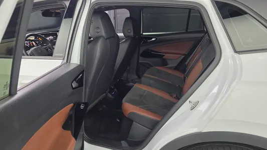 Volkswagen ID.4 2023 26