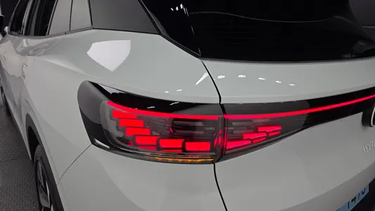Volkswagen ID.4 2023 23