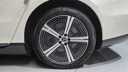 Mercedes-Benz EQS V297 EQS450+ 2022 21