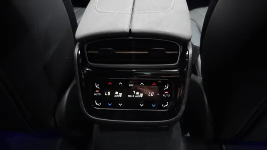 Mercedes-Benz EQS V297 EQS450+ 2022 34