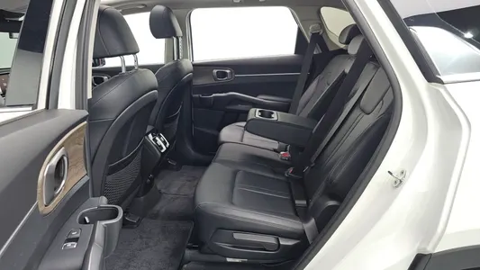 Kia 4 2.2 2WD 2021 12