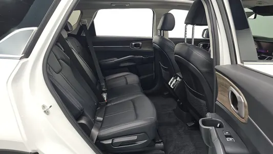 Kia 4 2.2 2WD 2021 26