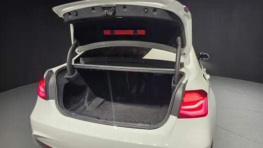 BMW 3 Series (F30) 330i M 2018 19