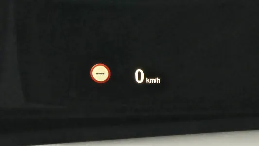 BMW 3 Series (F30) 330i M 2018 17