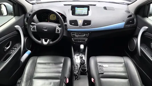 Renault Korea SM3 Z.E. RE 2015 7