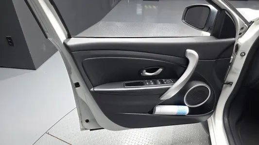 Renault Korea SM3 Z.E. RE 2015 24