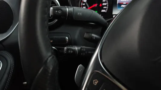 Mercedes-Benz C-Class W205 C350e 2018 29