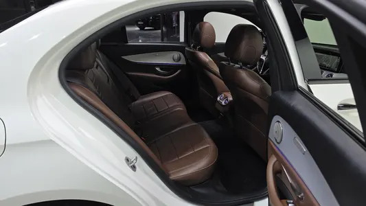 Mercedes-Benz E-Class W213 E250 2020 11