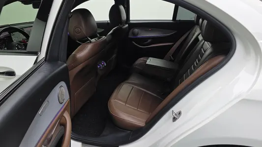Mercedes-Benz E-Class W213 E250 2020 12