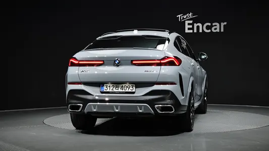 BMW X6 (G06) xDrive40i M 2025 4