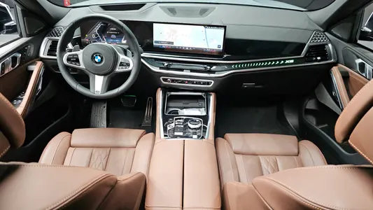 BMW X6 (G06) xDrive40i M 2025 7