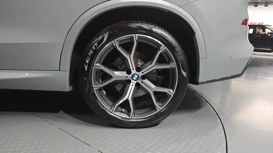 BMW X5 (G05) xDrive 40i M 2026 21