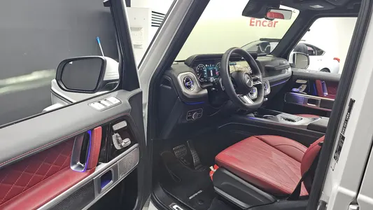 Mercedes-Benz G-Class W465 G450d 2025 10