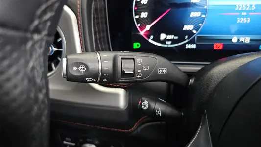 Mercedes-Benz G-Class W465 G450d 2025 35