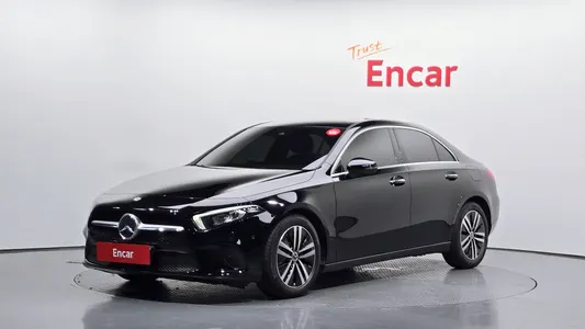 Mercedes-Benz A-Class W177 A220 2022